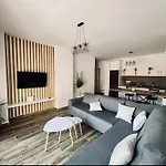 Comfort Apartment *